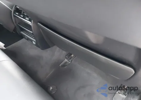 2019 BMW 530E xDrive Iperformance z USA, uszkodzony, nr VIN WBAJB1C54KB375325